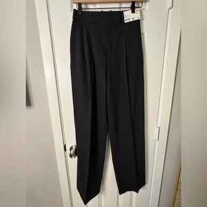 Uniqlo Women’s Pleated Wide Pants Black XS Tall